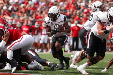 cincinnati bearcats football players|cincinnati bearcats football depth chart.